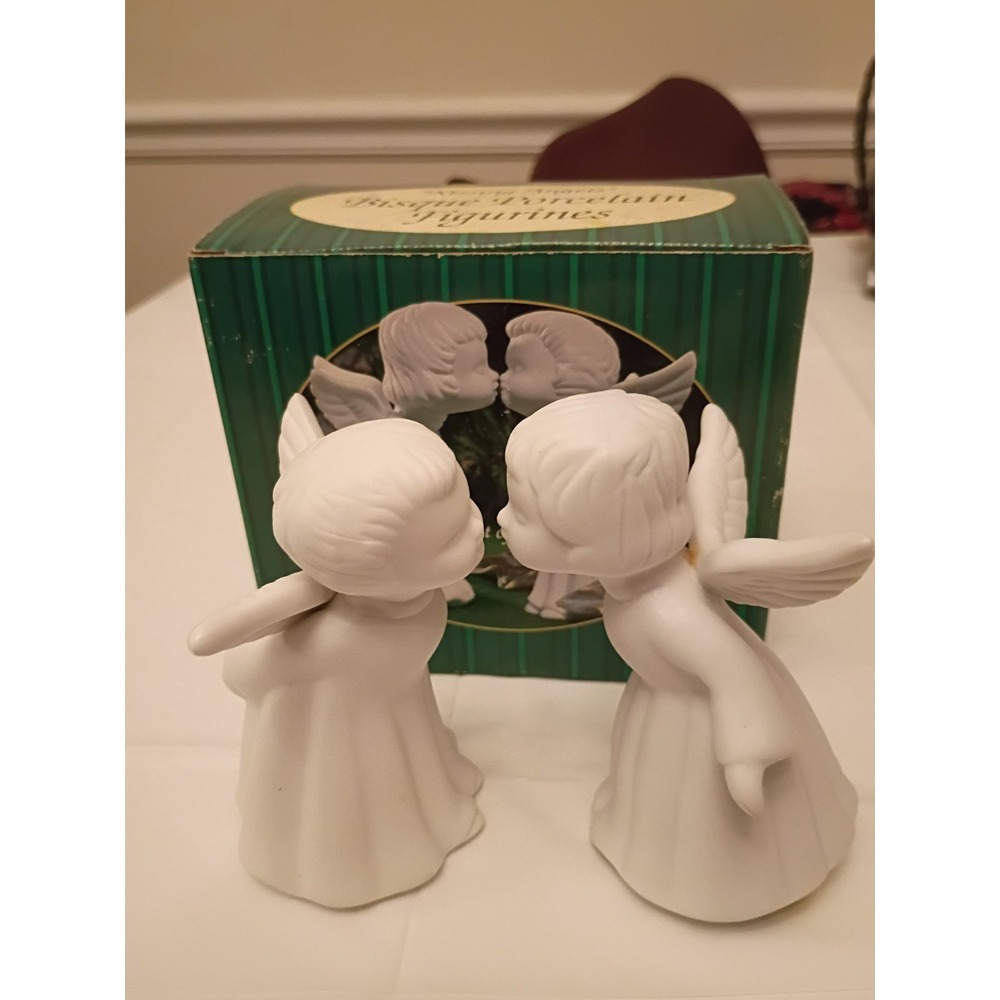Vintage Giftco Bisque Porcelain Kissing Angels – Set of 2 w/ Original Box
